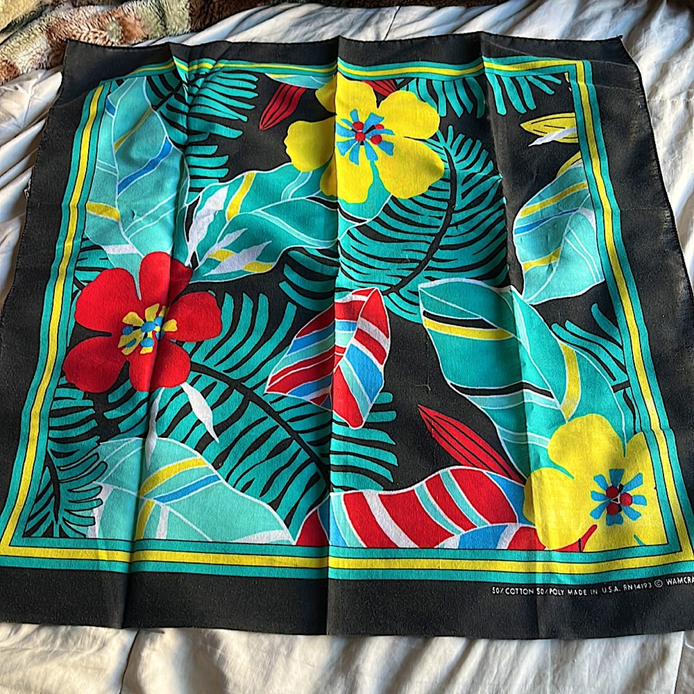 Vintage retro WAMCRAFT  bandanna scarf